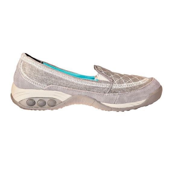 Maya Women&#39;s Casual Slip-On Shoe