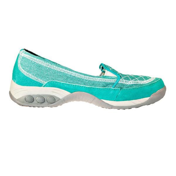Maya Women&#39;s Casual Slip-On Shoe
